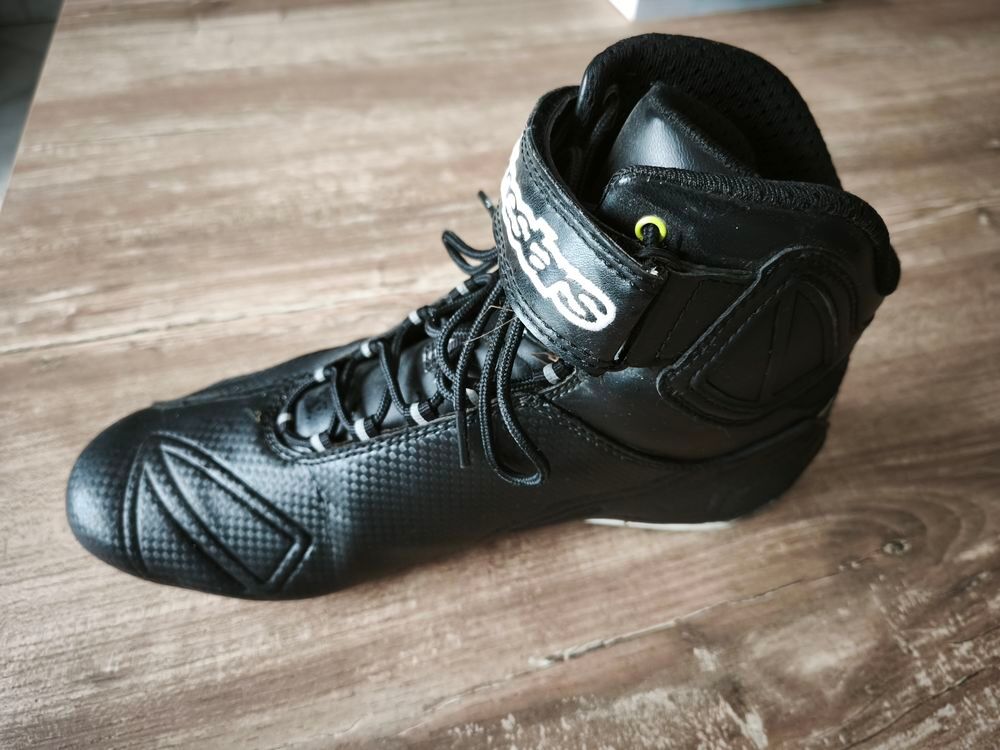 Chaussures de moto homme T42 Vêtements