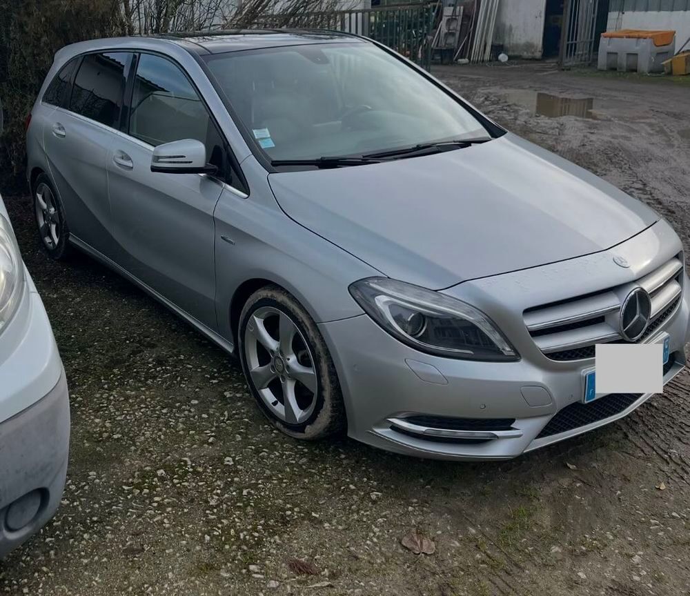 Classe B 180 BlueEFFICIENCY Sport Contact+ 2012 occasion 17250 Saint-Porchaire
