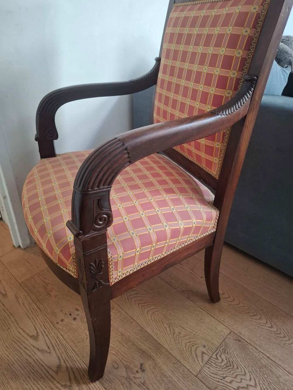 Paire de fauteuils style Empire en acajou - Tr&egrave;s belle quali Meubles