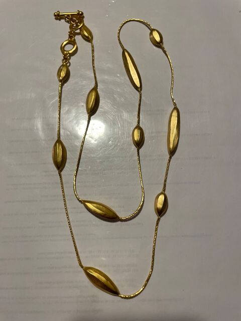 Collier doré olives à facettes incrustées sur chaineANTIGONA 115 Vigneux-sur-Seine (91)
