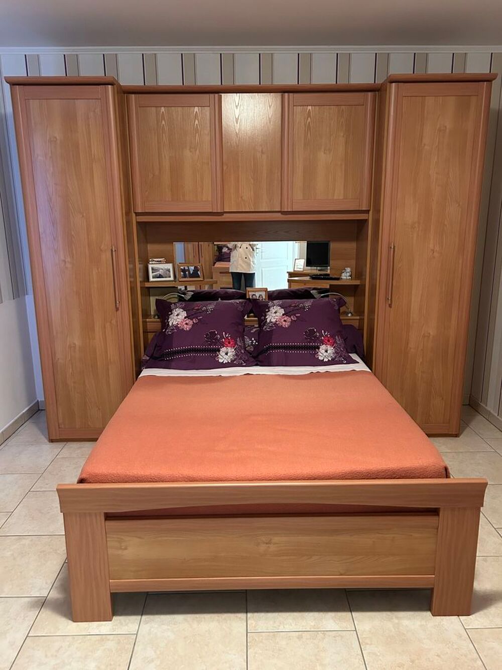 Chambre compl&egrave;te Meubles