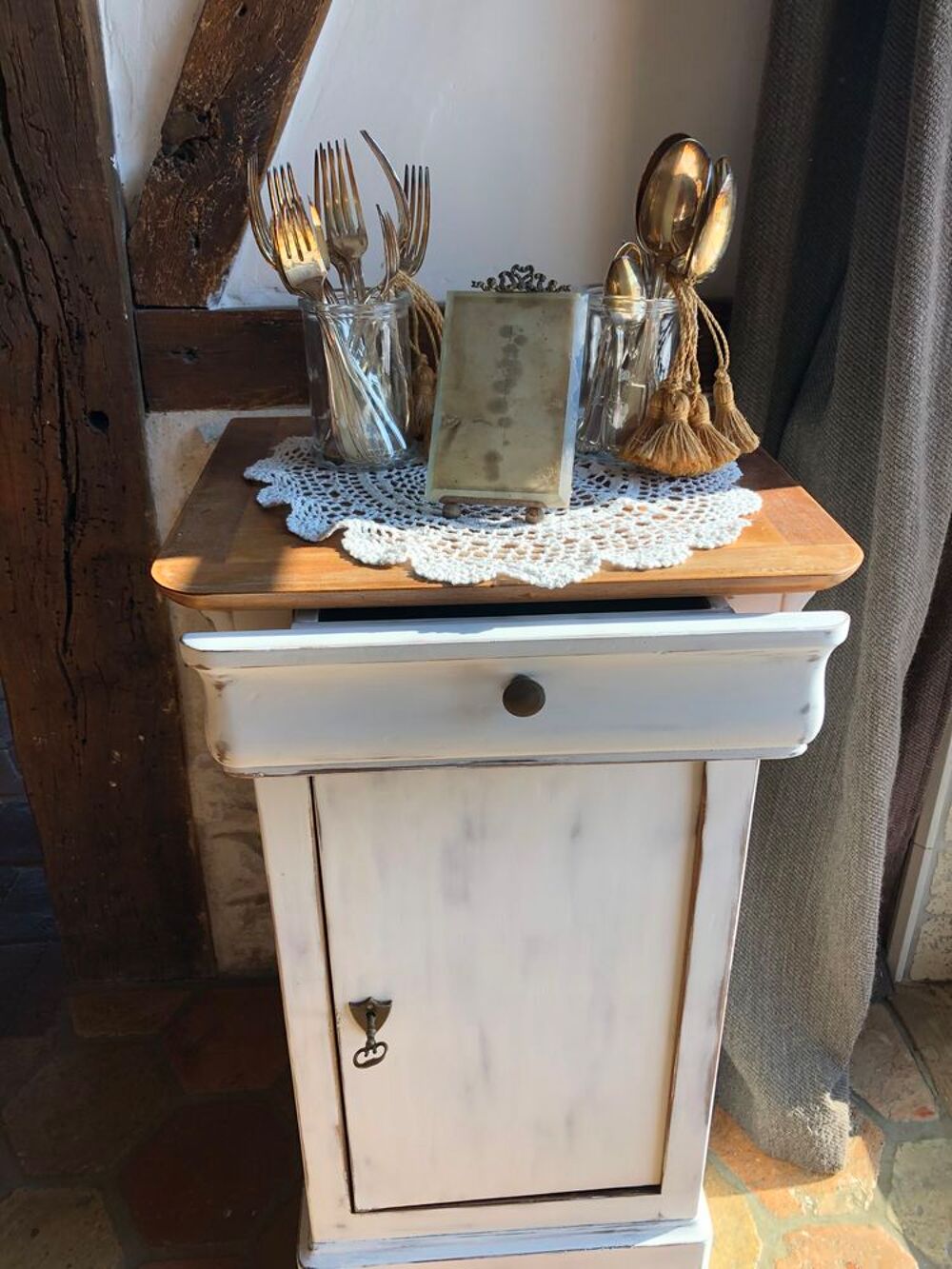 Table de chevet ou meuble d'appoint Meubles