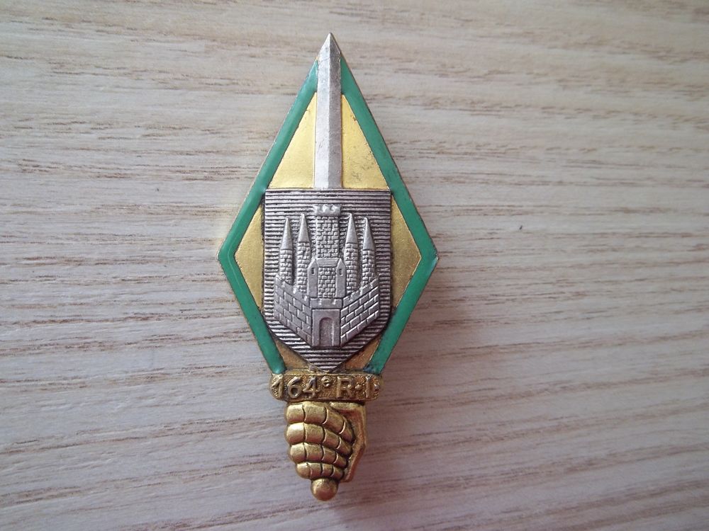  insigne militaire collection 164e R&eacute;giment d'Infanterie 