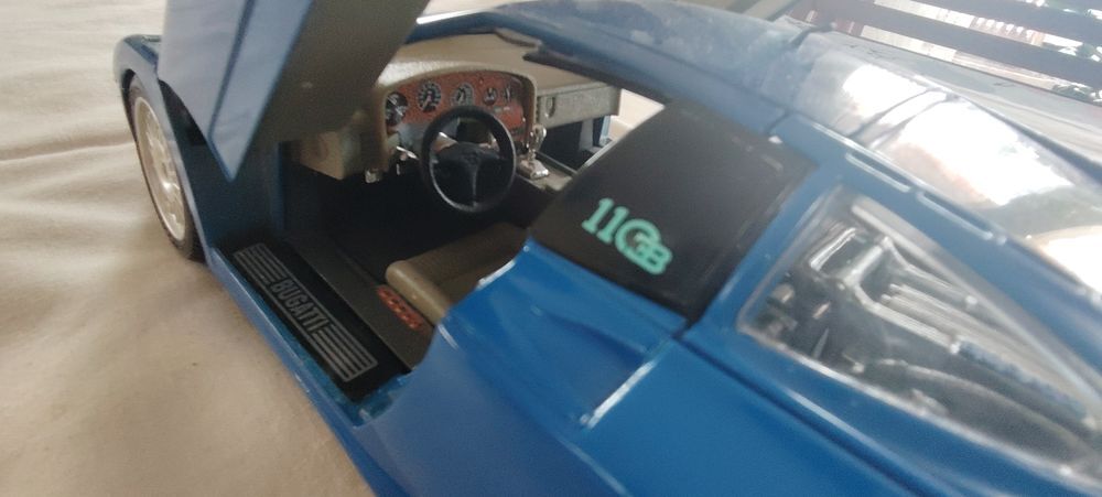 Mod&egrave;le r&eacute;duit Bugatti Jeux / jouets