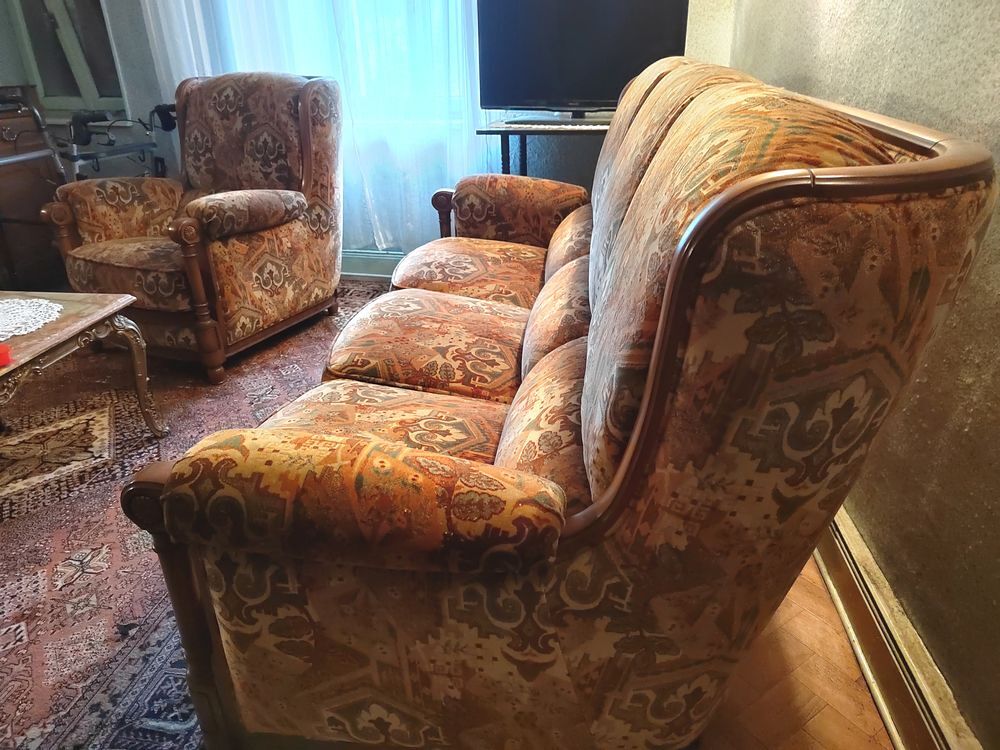 Canap&eacute; convertible et fauteuil Meubles