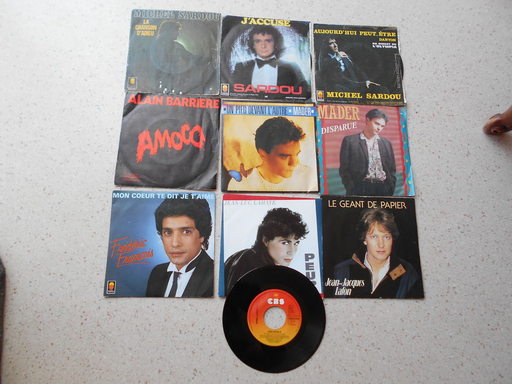 Disques vinyls 45 tours vari&eacute;t&eacute; fran&ccedil;aise ann&eacute;es 80 CD et vinyles