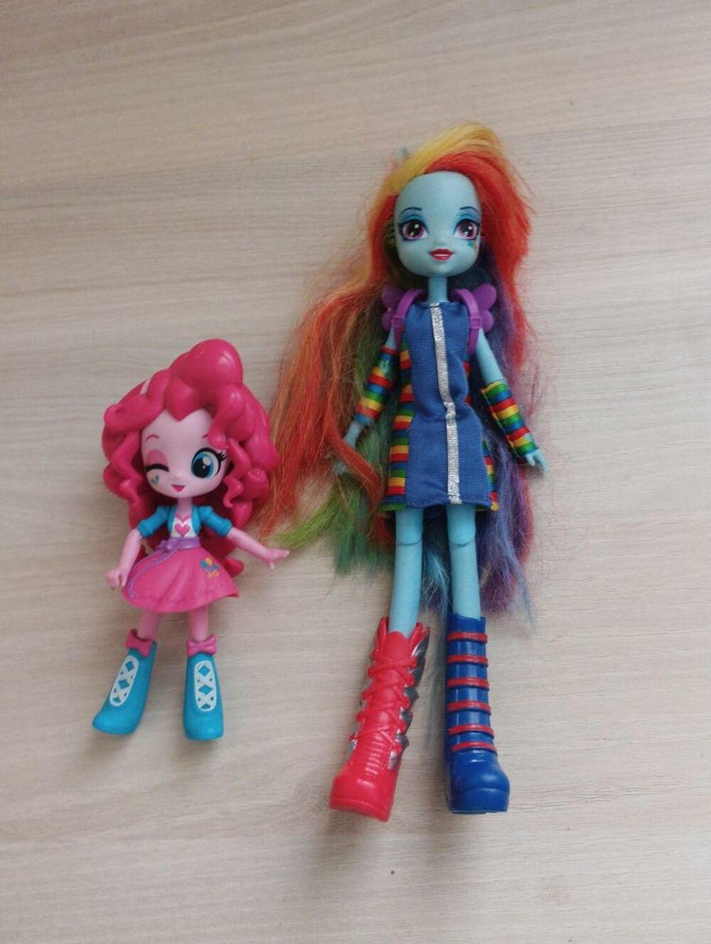 poup&eacute;es Equestria Girls my little ponny pinkie pie et rainbow Dash Jeux / jouets