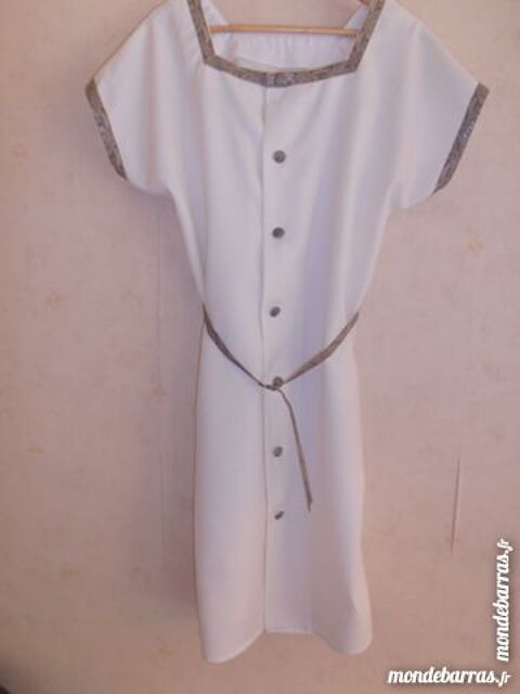 Robe d�co serpents (70) 20 Tours (37)