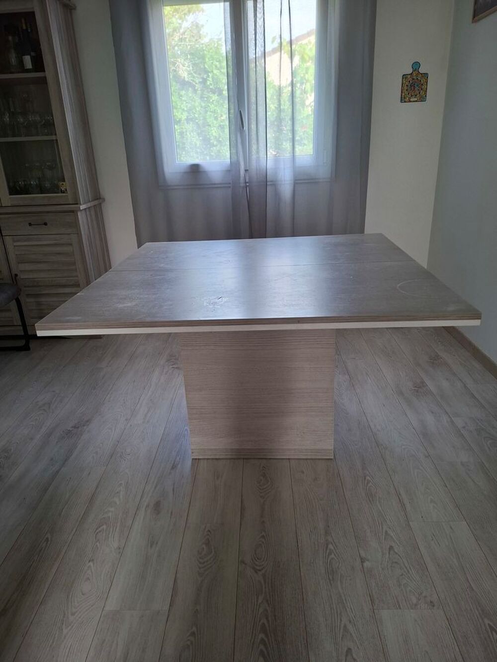 Table carr&eacute;e extensible - style contemporain Meubles