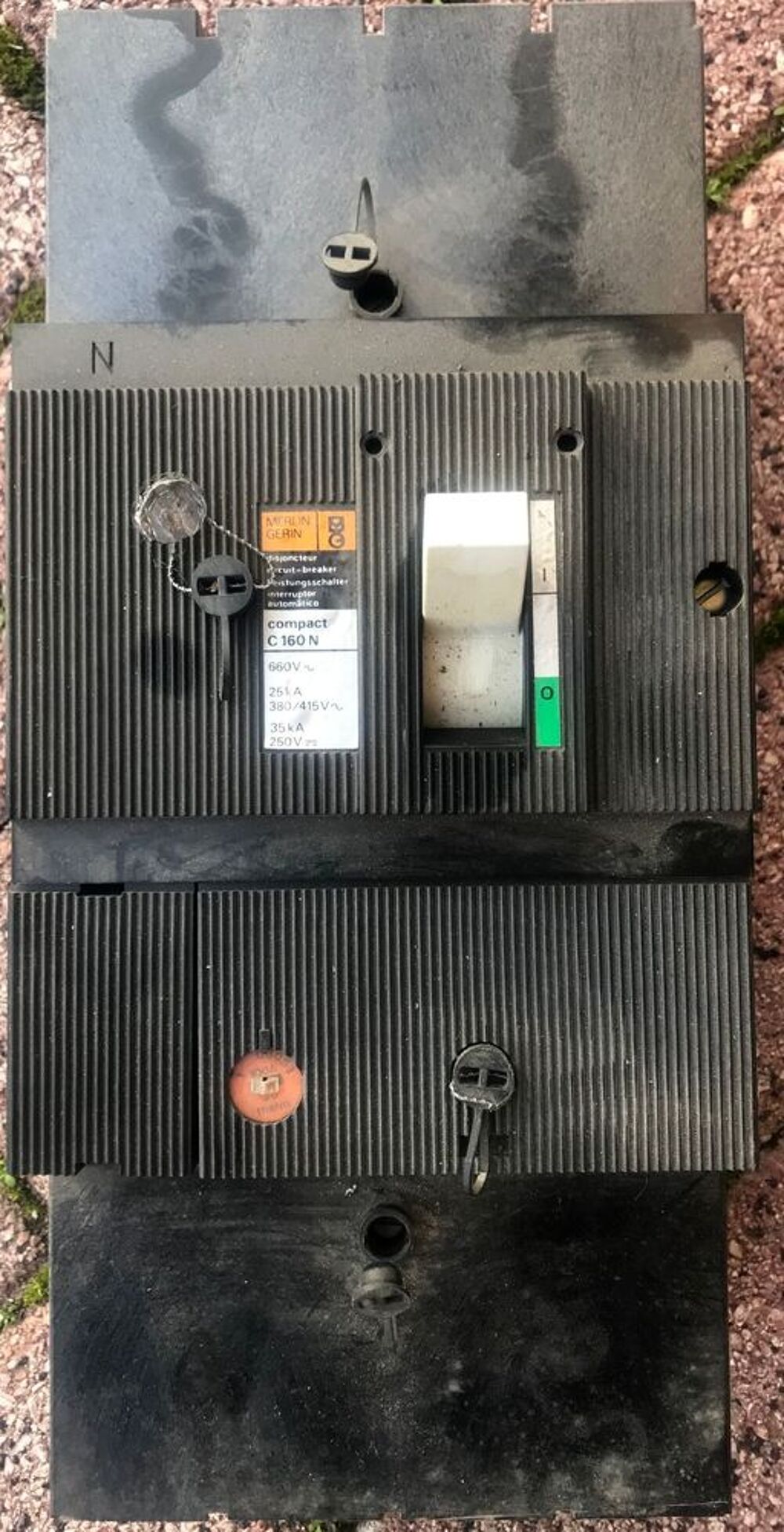 Disjoncteur compact Merlin Gerin C160N 100A Bricolage