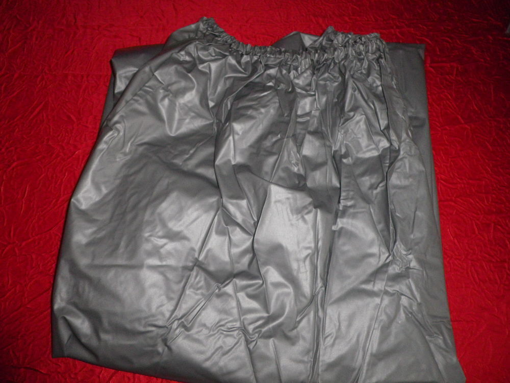 ensemble sudation neuf Vtements