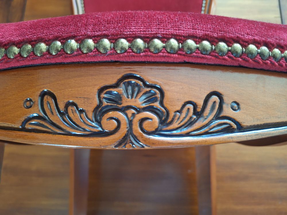 Superbe ensemble de [8/10] chaises Louis XV en merisier mass Meubles
