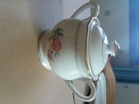 ENSEMBLE 12 TASSES A CAFE ET SUCRIER   DIGOIN SARGUEMINE   30 Foss� (41)