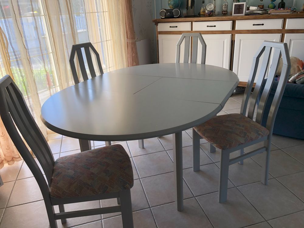 Table + 4 Chaises Meubles