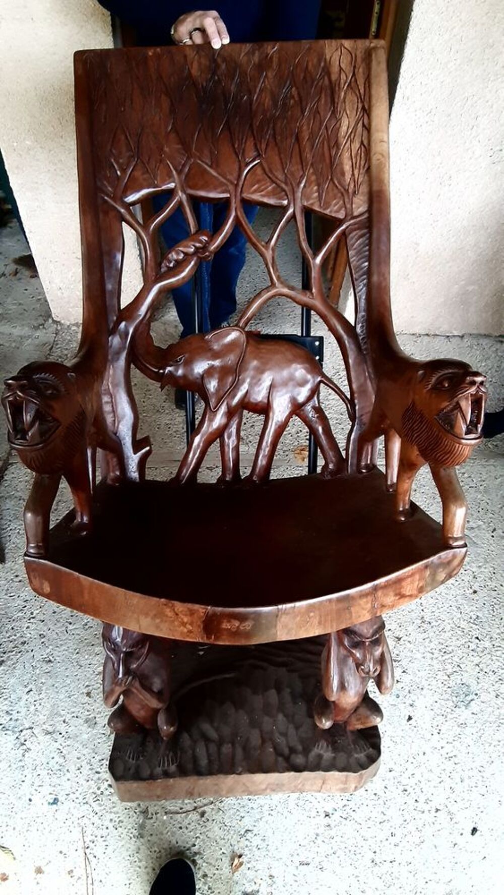 Fauteuil sculpt&eacute; &agrave; la main Meubles
