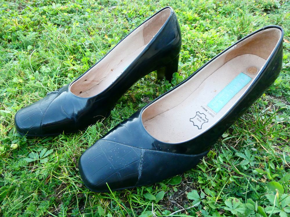 Chaussures noires brillantes Chaussures