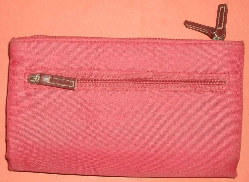 Porte monnaie Porte cartes Rouge. Maroquinerie