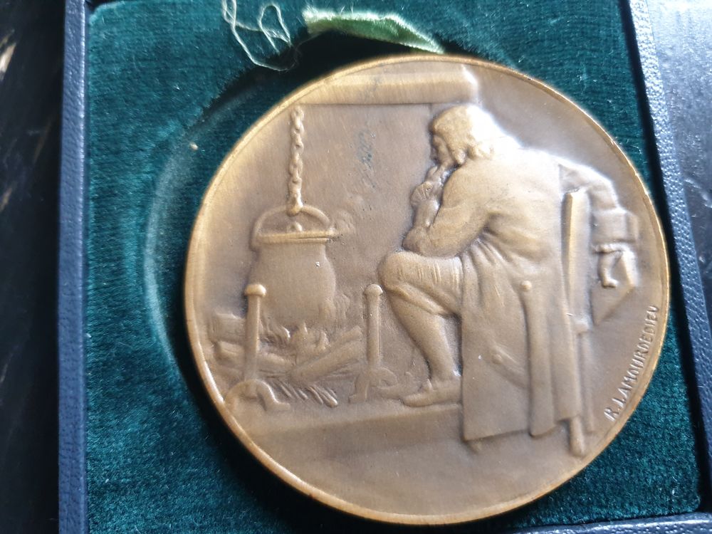 M&eacute;daille invention machine &agrave; vapeur 