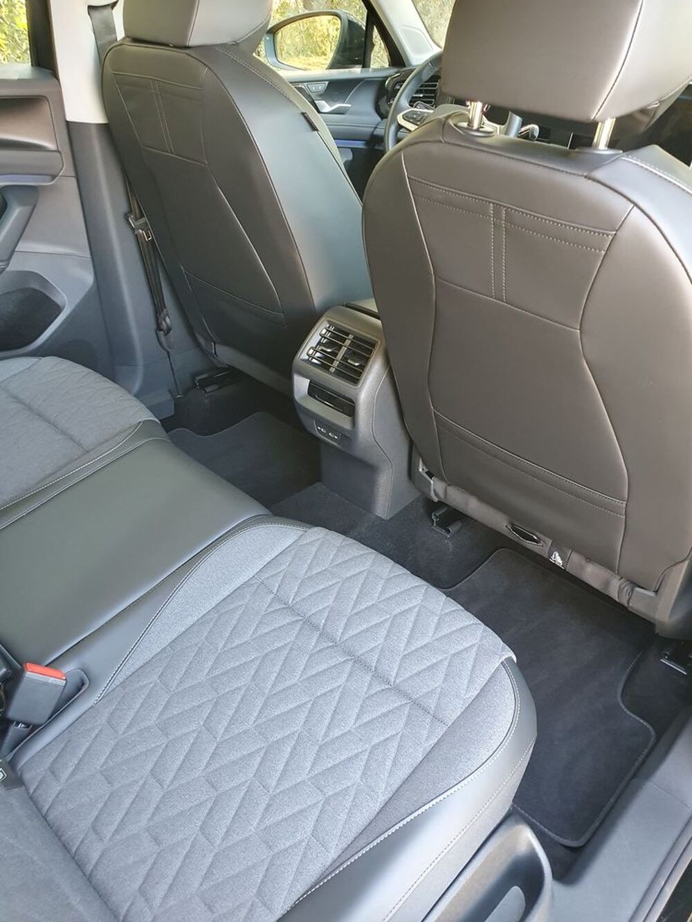 Tiguan 1.5 eTSI 150 cv EDITION DSG livr&eacute; chez vous ! 2025 occasion 82150 Montaigu-de-Quercy