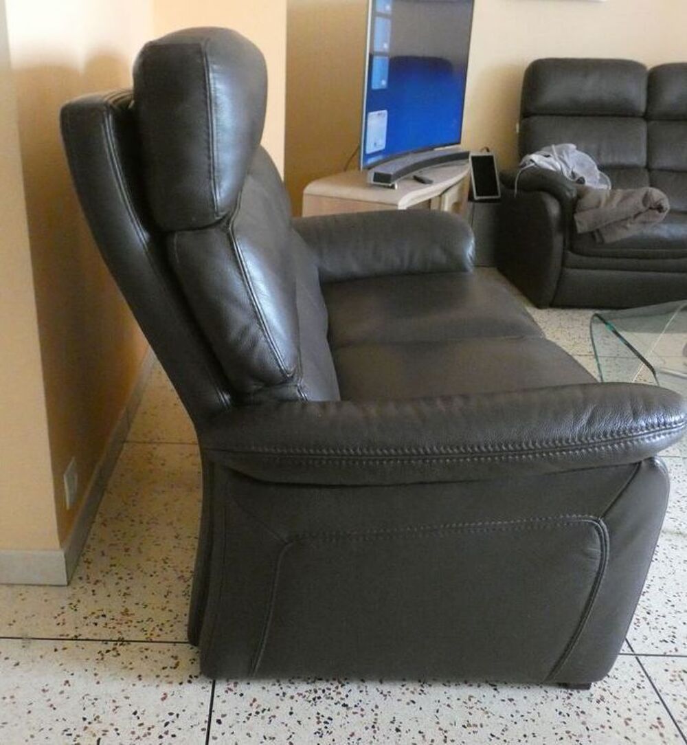 Divan deux places en cuir vachette pleine fleur marron Meubles