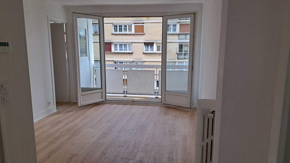 Location Appartement Tres belle appartement 5 pièces dont 3 chambres. Caen