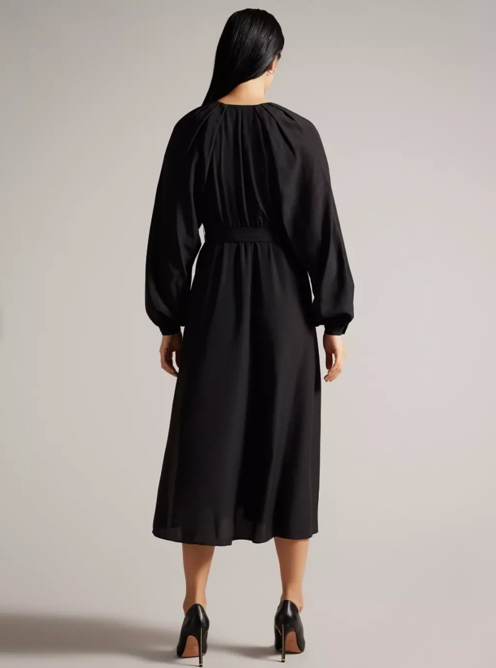 Robe noire Ted Baker Neuve avec &eacute;tiquette Vêtements