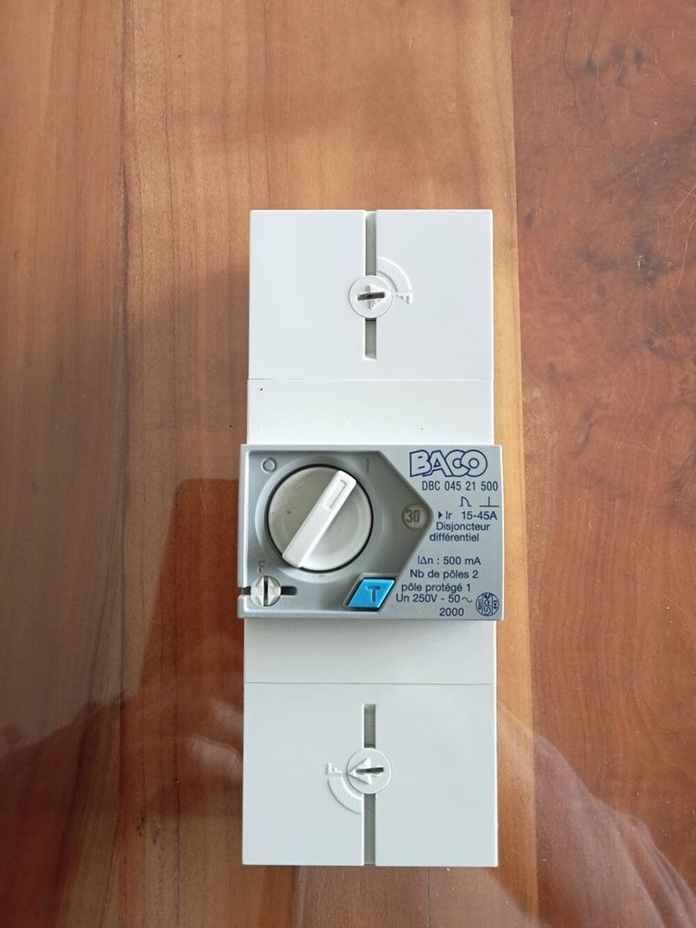 Disjoncteur diff&eacute;rentiel BACO Bricolage