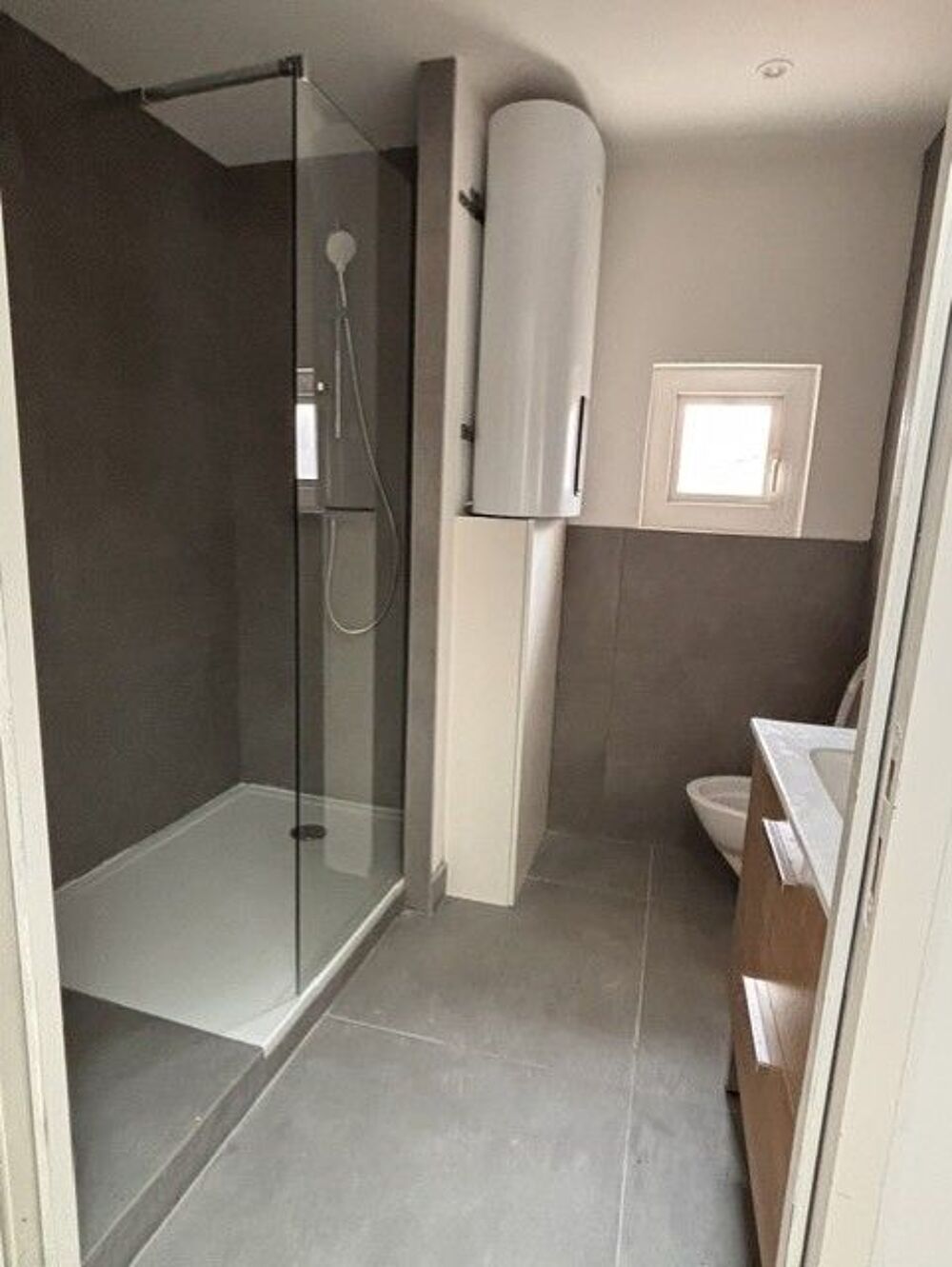 Location Appartement F2 CENTRE VILLE  REFAIT A NEUF Montpellier