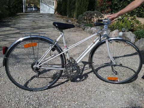 V�lo femme Peugeot Talbot ann�e 80 . 0 Eurre (26)