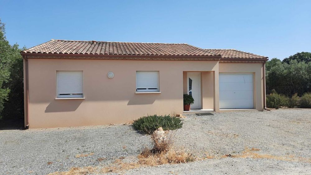 Location Villa de villa Saint-geniès-de-fontedit