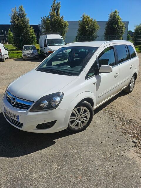 Opel zafira 1.7 CDTI - 125 ch FAP Connect Pack