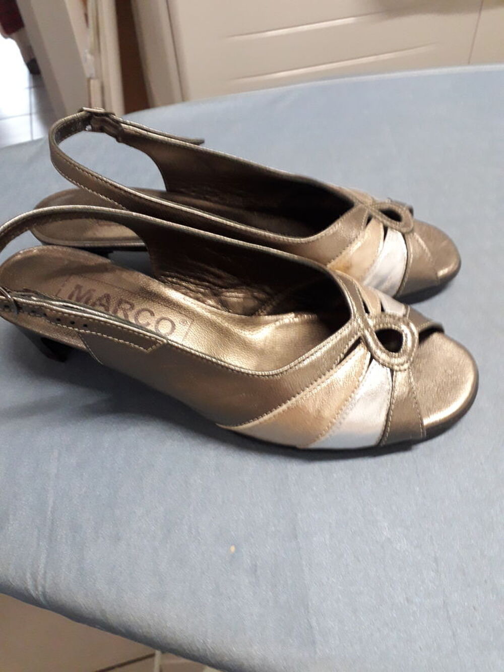 PAIRE ESCARPINS 36 1/2 Chaussures