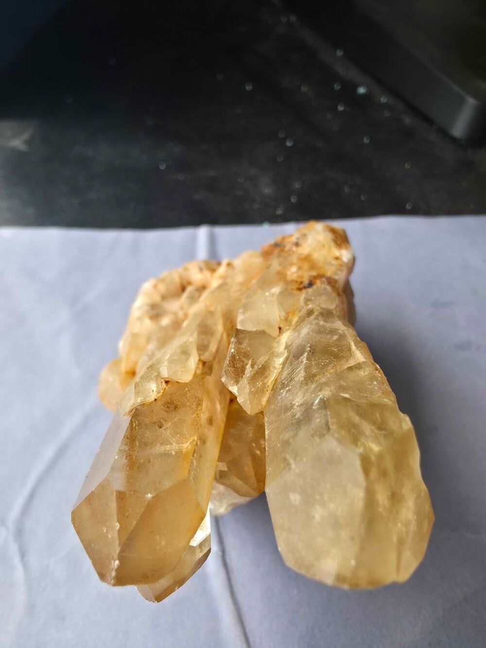 Magnifique Grappe de Citrine Naturelle-Kolwezi, RDC-194g 