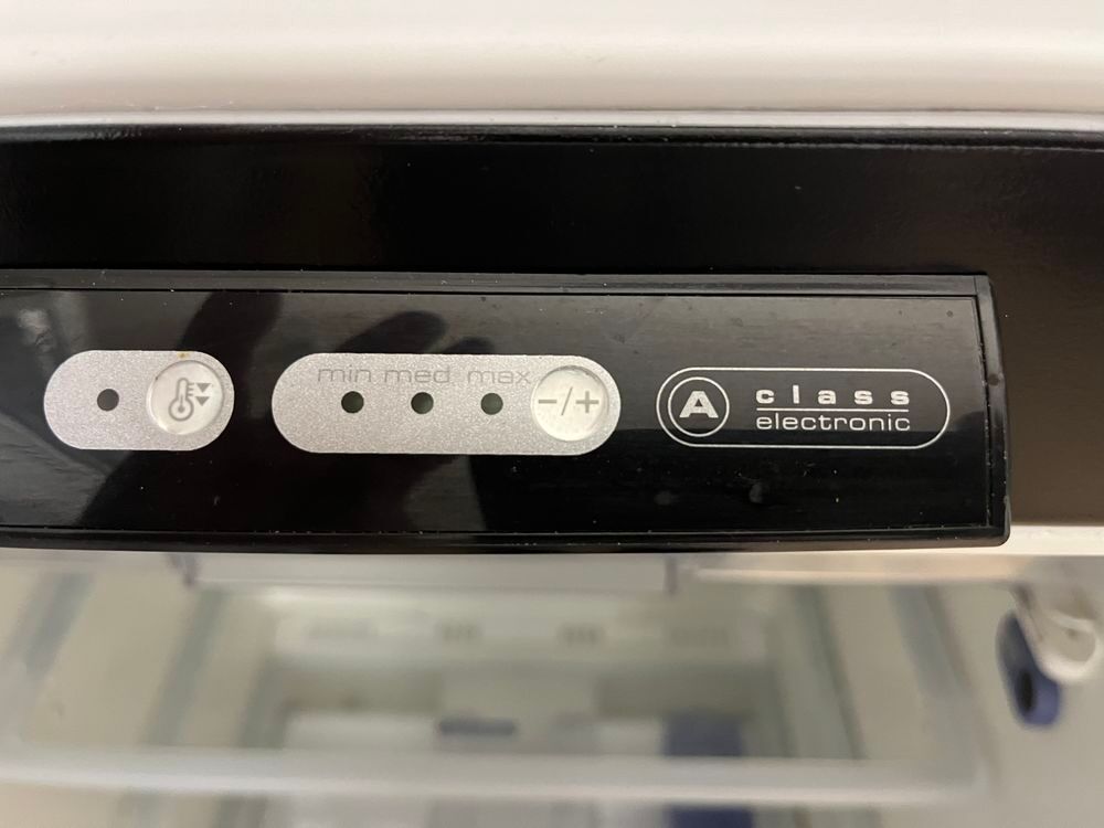 FRIGO CONGELATEUR Electroménager