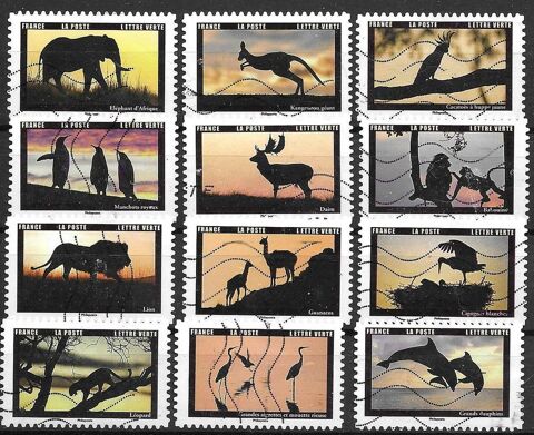 lot de 12 timbres  obltérés de 2022 1.2 Maubeuge (59)