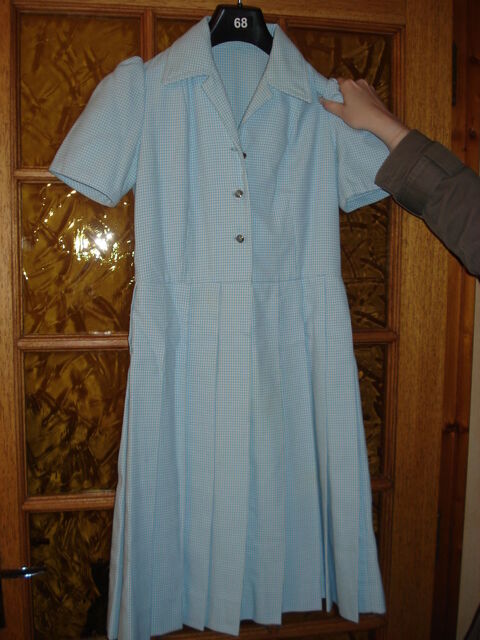 - ensemble robe et veste couleur vichy bleu VINTAGE 15 Mérignies (59)