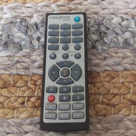 Télécommande créative RM 1500 15 Beauchamp (95)