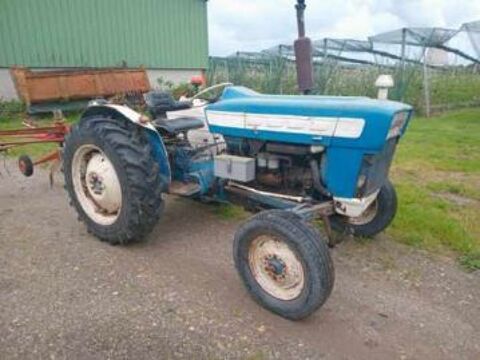 FORD Tracteur agricole 1965 occasion Golfech 82400