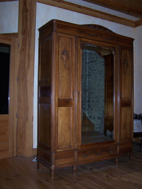 Armoire à glace année 1930 200 Le Chambon-Feugerolles (42)