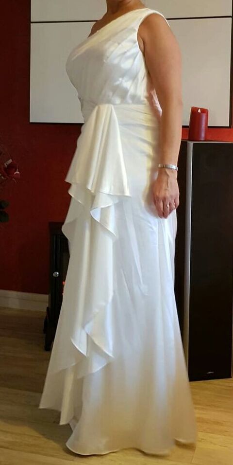 Robe de mariée neuve 130 Joué-lès-Tours (37)