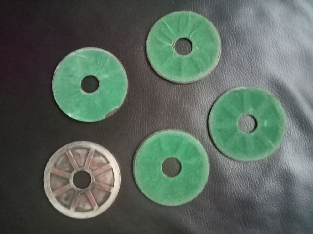 M&eacute;daille sous verres 