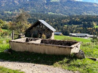  Ferme  vendre 10 pices 270 m