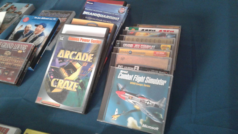 Gros lot cd jeux Consoles et jeux vidéos