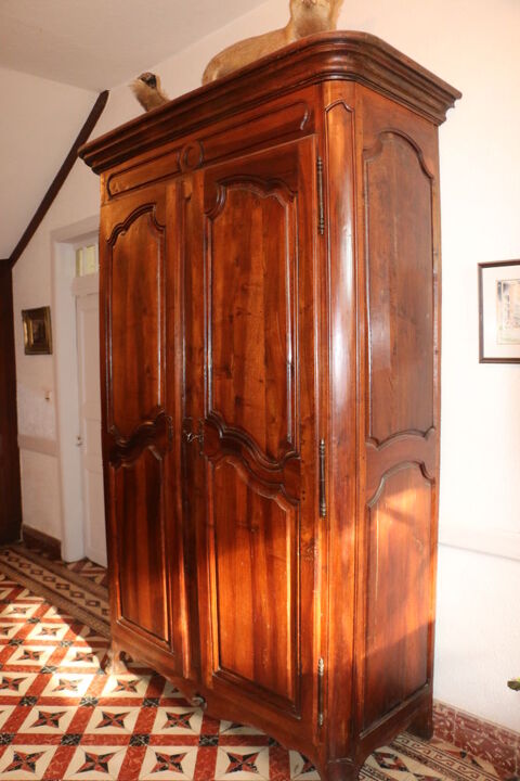 Tr�s belle armoire Louis XV 750 Arrou�de (32)