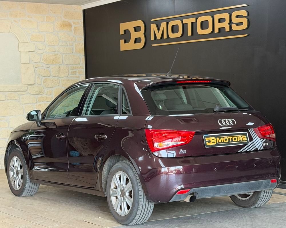 A1 Sportback 1.2 TFSI 86 Attraction 2013 occasion 81000 Albi