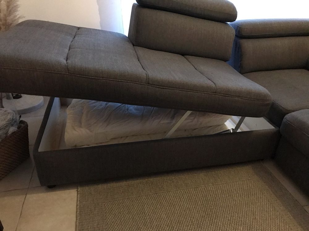 CANAPE D'ANGLE TISSU GRIS CLAIR TRES BON ETAT Meubles