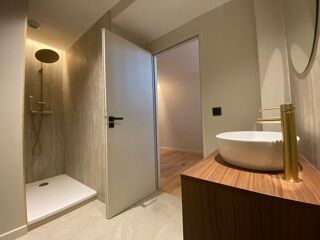  Duplex/triplex  vendre 2/3 pices 81 m