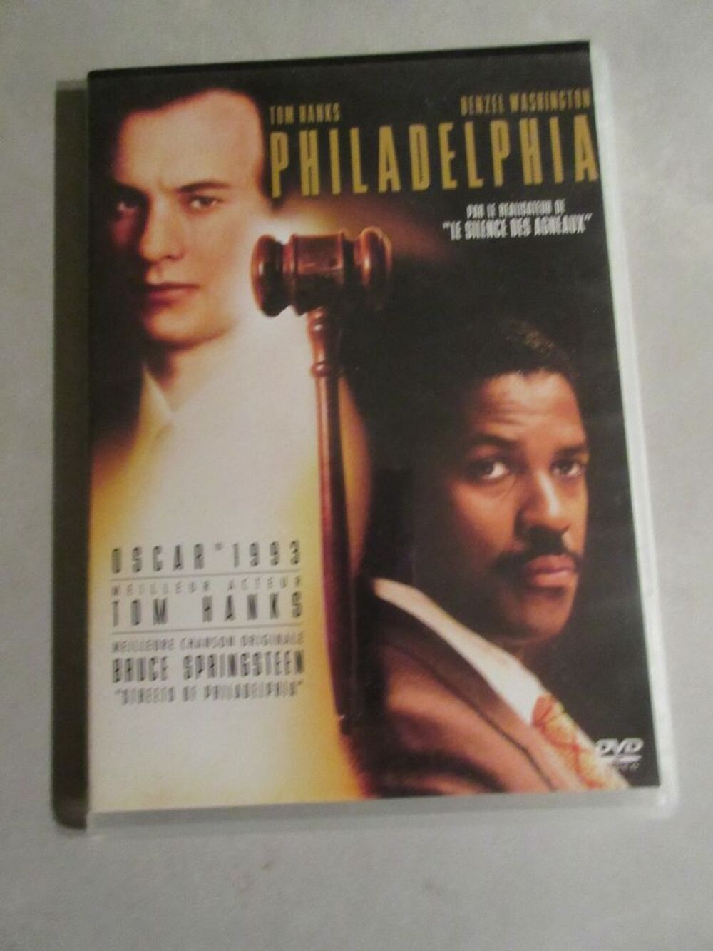 2 DVD Philadelphia + L'affaire T. Crown DVD et blu-ray