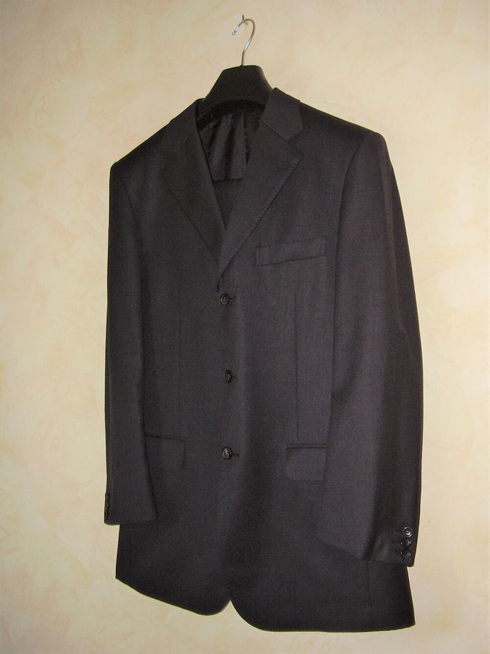 Costume gris Vtements