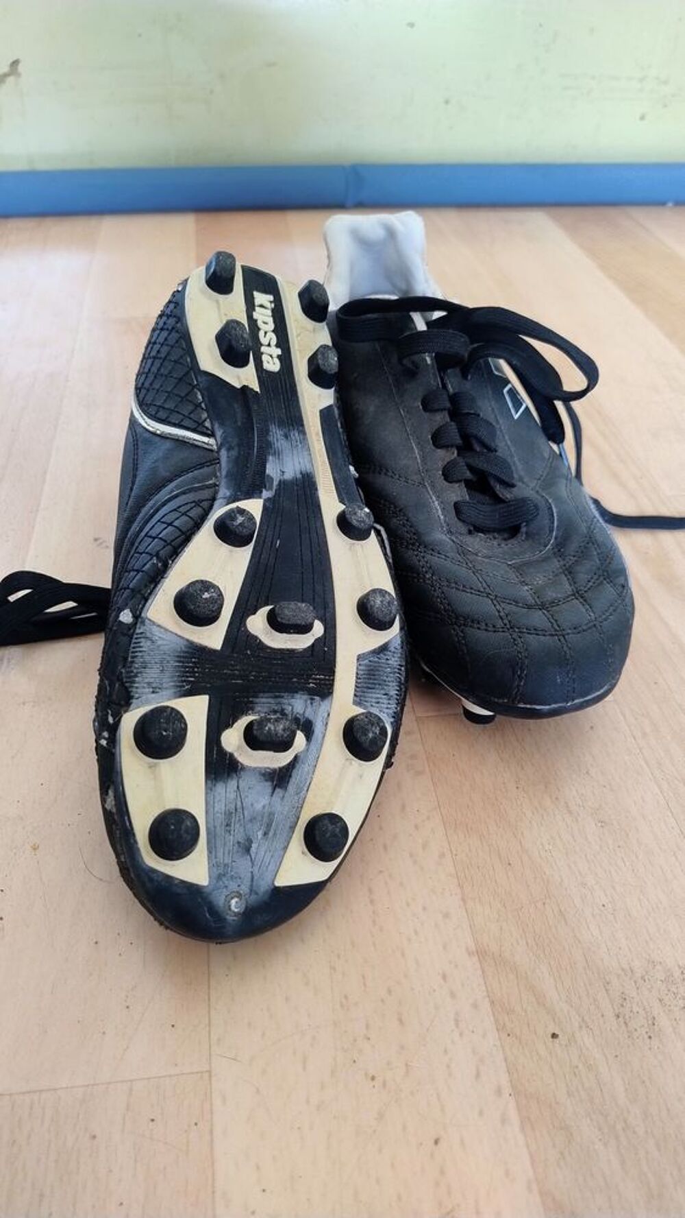Chaussures de rugby kipsta crampons terrain sec Sports